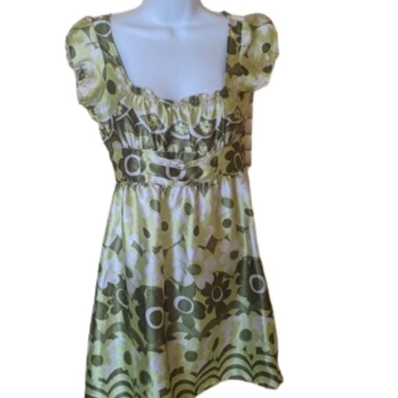 Green White Floral Satin Dress Size 26 (US Small) - Picture 1 of 3